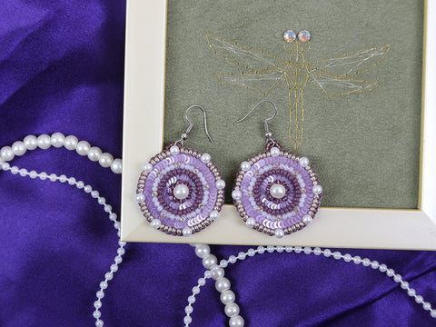 Mini karoliukų siuvinėjimo rinkinys auskarams „Violetiniai ratai“