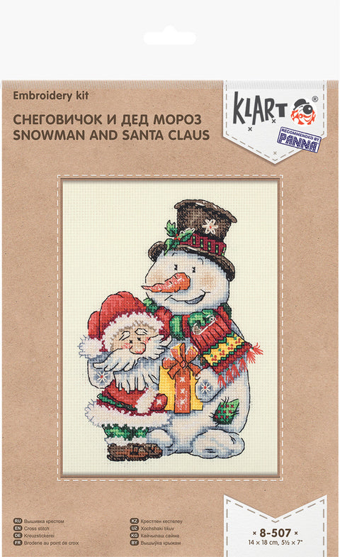 Siuvinėjimo rinkinys Klart su Kalėdų senelio ir besmegenio piešiniu, 14×18 cm, šiltų raudonų ir žalių detalių