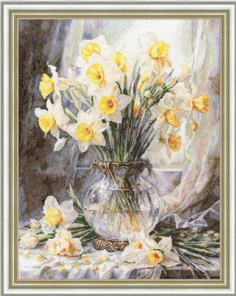 Siuvinėjimo rinkinys kryželiu „Švelnūs narcizai“ natiurmortui, 34,7×44,8 cm