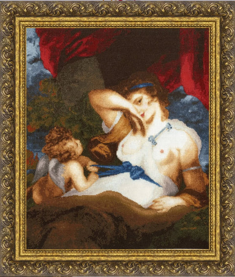 Klasikinis paveikslas su auksiniu ornamentuotu rėmu, gulinti moteris ir amūras šone, ryški drobės tekstūra ir siuvinėtos detalės