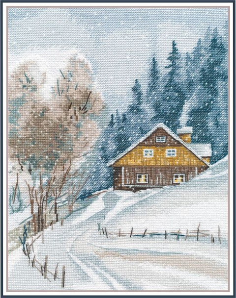 siuvinėjimo rinkinys gelsvo medinio namelio žiemos peizažu ant snieguotos miškingos kalvos, 30×40 cm