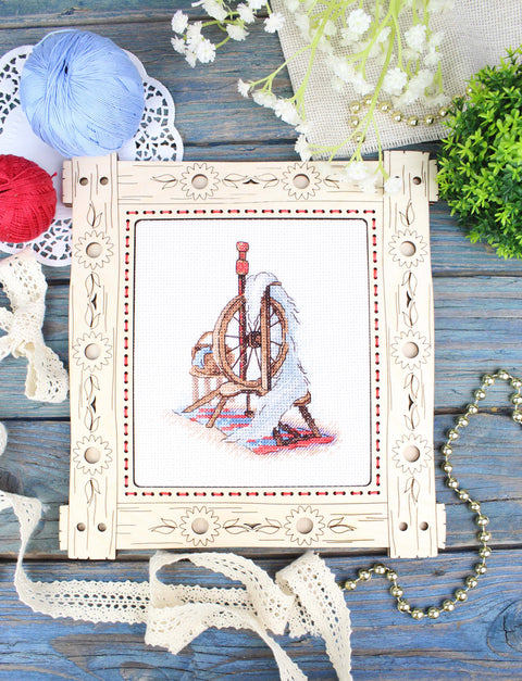 Kryželių siuvinėjimo rinkinys „Verpimo ratelis“ 13×11 cm – pradedantiesiems