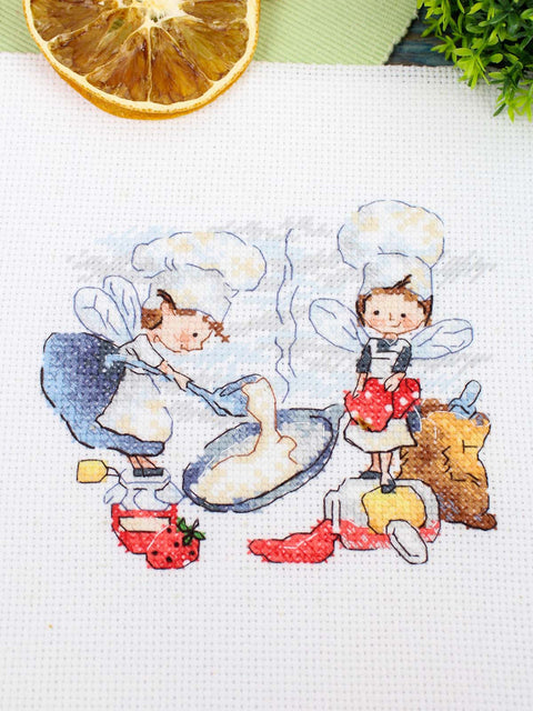 Siuvinėjimo rinkinys kryželiu „Pirmas blynas“ 10x12 cm