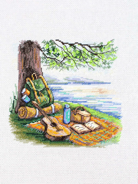 Kryželiu siuvinėjimo rinkinys „Turistų stotelė“ 16x16 cm, 26 spalvos