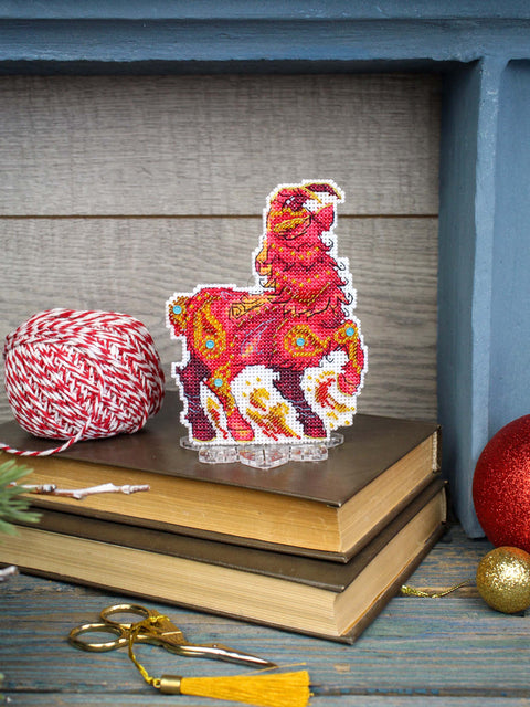 Siuvinėjimo kryželiu rinkinys „Ugningas ožiukas“ 12 x 10 cm su karoliukais