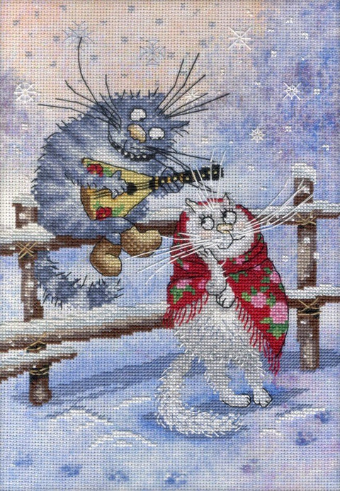 Siuvinėjimo rinkinys: žaismingi du katinai žiemoje — mėlynas groja balalaika, baltas apgaubtas raudonu šaliu