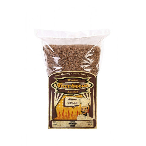 Pjuvenos slyvų medienos 1 kg maišelyje, skirtos rūkyti ir barbekiu, priekyje matoma retro etiketė, sodrus aromatas
