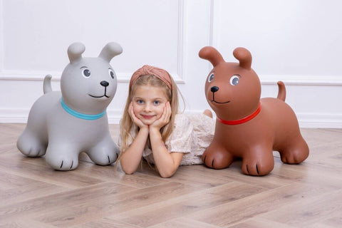 Rudas šuniuko šokliukas 58 cm vaikams nuo 1 m – su pompa, BPA Free