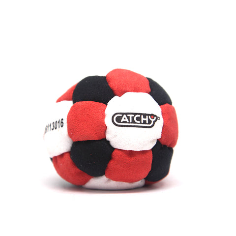 Raudonas spardymo kamuoliukas (footbag) – sintetinis zomšas, smėliu užpildytas, 6 cm | YoYoFactory