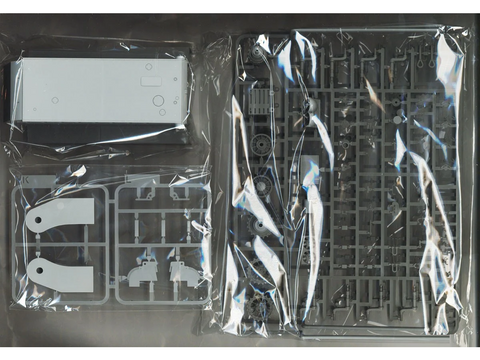 Takom Tiger I vokiečių tankas 3-in-1 plastikinis modelis 1/35