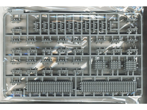 Takom Tiger I vokiečių tankas 3-in-1 plastikinis modelis 1/35