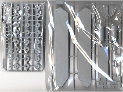 Takom Maus V1 vokiečių supersunkus tankas 1/35 surinkimo rinkinys