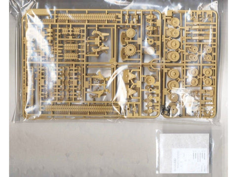 Tamiya Valentine Mk.II/IV britų pėstininkų tankas 1/35, plastikinis rinkinys