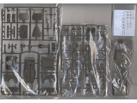 Tamiya British Light Utility Car 10HP 1/35 plastikinis modelio rinkinys (35308)