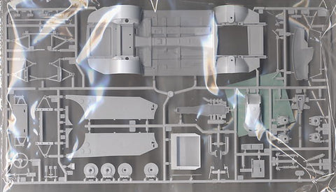 Tamiya Castrol Toyota Tom's Supra GT 1/24 surenkamas modelis 24163