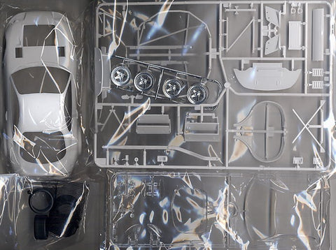 Tamiya Castrol Toyota Tom's Supra GT 1/24 surenkamas modelis 24163