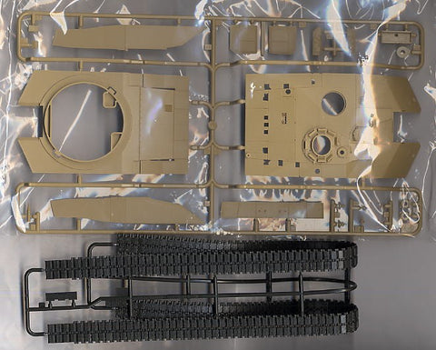 Tamiya Challenger 2 britų kovos tankas 1/35 surenkamas modelis 35274