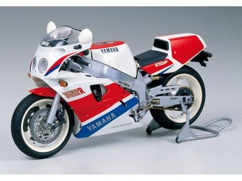Tamiya Yamaha FZR750R OW01 1/12 plastikinis motociklo modelis