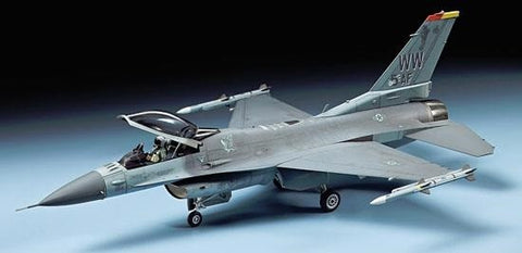 Tamiya F-16CJ Fighting Falcon 1/72 plastikinis lėktuvo modelis