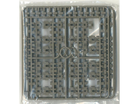 Vokiečių vilkikas FAMO su priekaba 1/35 plastikinis modelis