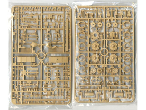 Vokiečių vilkikas FAMO su priekaba 1/35 plastikinis modelis