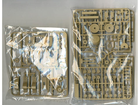 Tamiya prancūzų tankas B1 bis 1/35 modelis su varikliu 30058