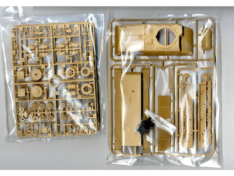 Tamiya SOMUA S35 prancūzų vidutinis tankas 1/35 – plastikinis rinkinys