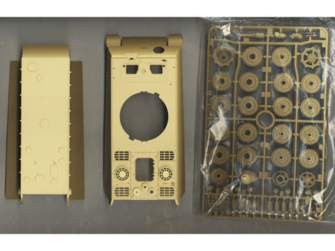 Tamiya Vokiečių tankas King Tiger (Ardenų frontas) 1/35, 35252