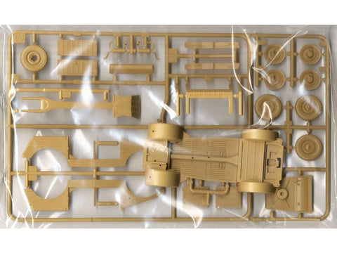 Tamiya Kübelwagen Type 82 1/35 vokiškas plastikinis modelis