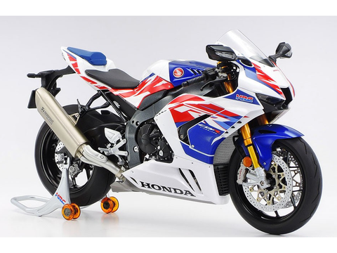 Tamiya Honda CBR1000RR-R Fireblade SP 30-mečio 1/12 surinkimo rinkinys (14141)