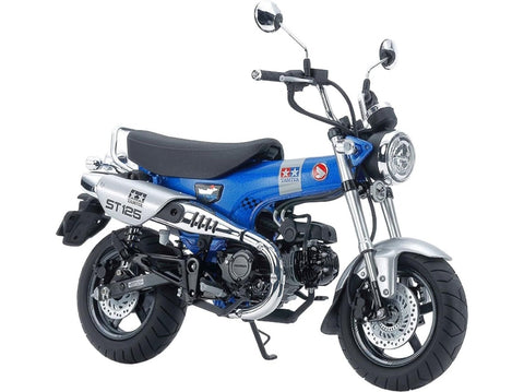 Tamiya Honda Dax 125 riboto leidimo 1/12 surenkamas modelis