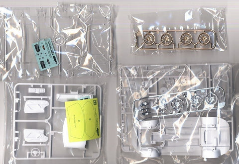 Tamiya Honda S2000 2001 m. 1/24 plastikinis surinkimo rinkinys