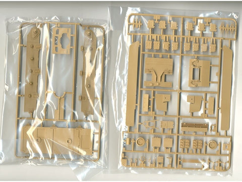 Tamiya 35323 Izraelio M51 tankas 1/35 plastikinis rinkinys