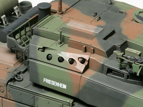 Tamiya Leclerc 2 serija prancūzų kovinis tankas 1/35 modelio rinkinys