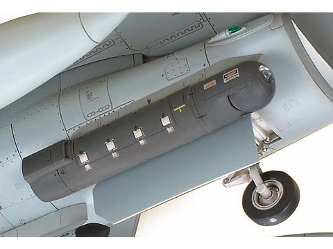 Tamiya F-16C Fighting Falcon ANG 1/48 plastikinis modelis (Block 25/32)