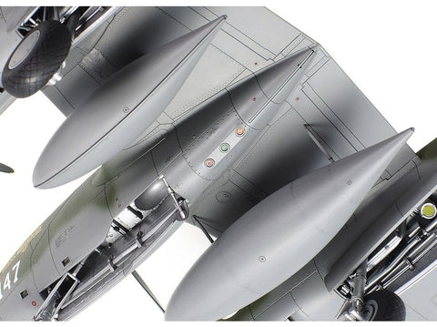 Tamiya Lockheed P-38 F/G Lightning 1/48 lėktuvo modelio rinkinys