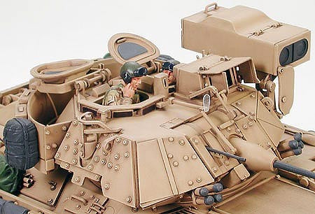 Tamiya M2A2 ODS Bradley pėstininkų kovos mašina 1/35, 35264