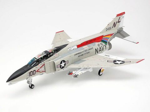 Tamiya McDonnell Douglas F-4B Phantom II 1/48 modelis (61121)