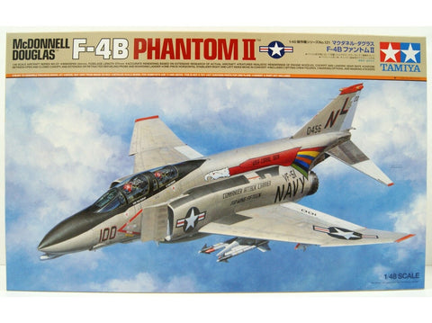 Tamiya McDonnell Douglas F-4B Phantom II 1/48 modelis (61121)