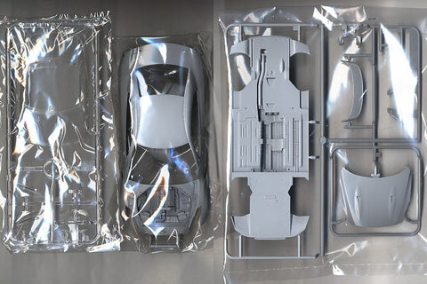 Tamiya Nissan GT-R R35 1:24 plastikinis surenkamas modelis (24300)