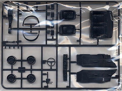 Tamiya Nissan Skyline 2000 GT‑R 1/24 surenkamas plastikinis modelis