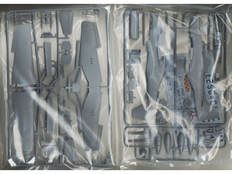 Tamiya P-51D Mustang 8th AF 1/48 plastikinis surenkamas modelis