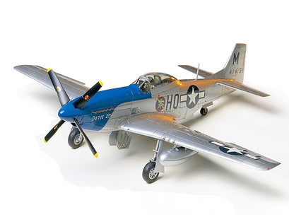 Tamiya P-51D Mustang 8th AF 1/48 plastikinis surenkamas modelis