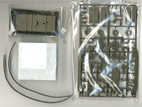 Tamiya M8 HMC „Awaiting Orders“ 1/35, su 3 figūromis (35312)