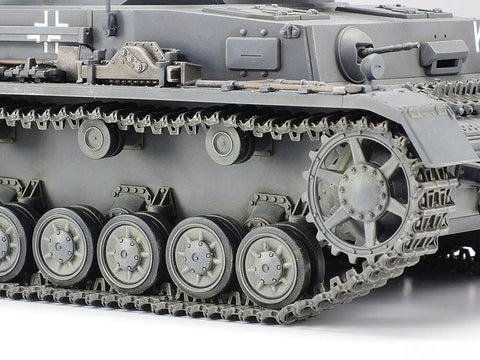 Tamiya Panzerkampfwagen IV Ausf. F 1/35 plastikinis modelio rinkinys