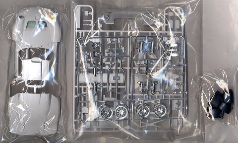 Tamiya Porsche 911 GT1 1/24 plastikinis surinkimo rinkinys (24186)