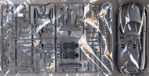 Tamiya Porsche Carrera GT 1/24 plastikinis modelis 24275