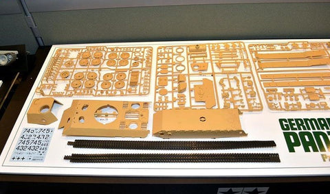 Tamiya Pz.Kpfw. V Panther Ausf. D 1/35 plastikinis surenkamas tanko modelis