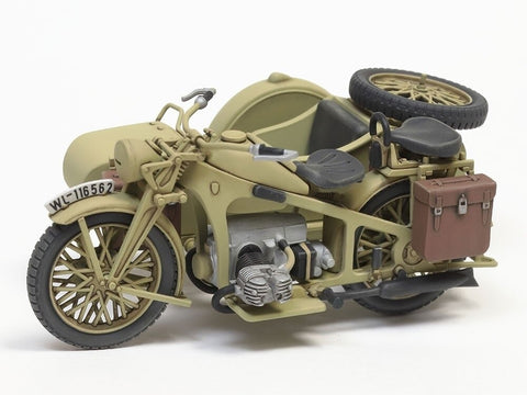 Tamiya Zündapp KS600 motociklas su šoniniu vežimėliu 1/35 modelis