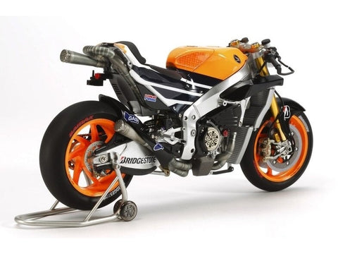 Tamiya REPSOL Honda RC213V 2014 1/12 surenkamas motociklo modelis